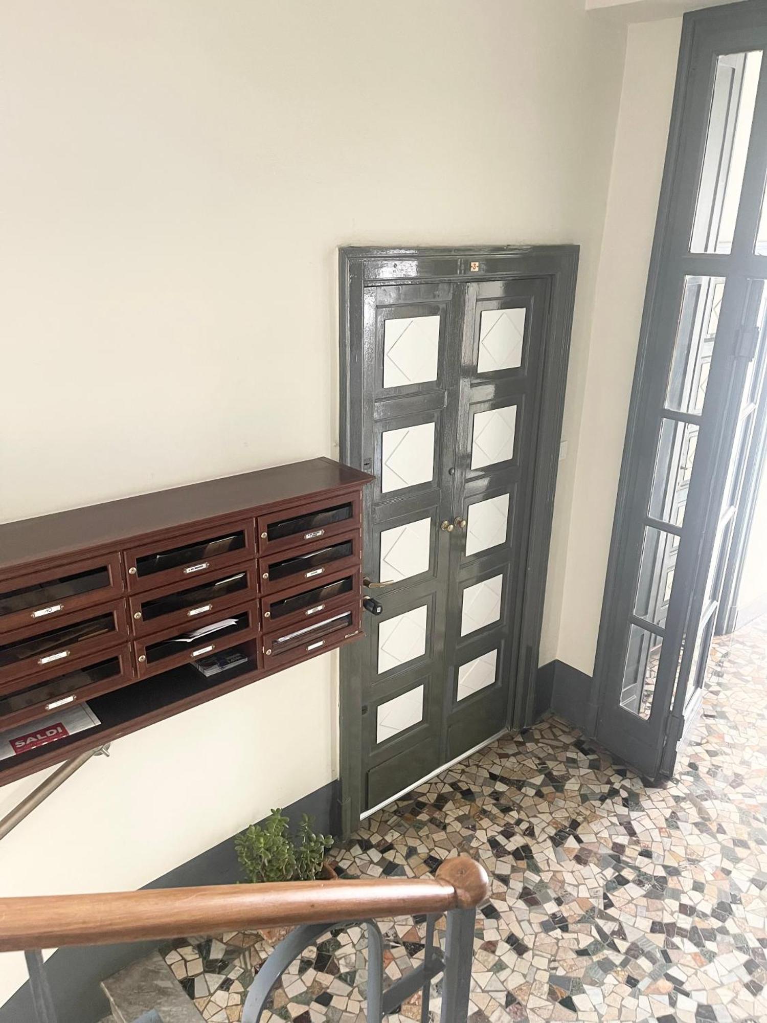 Ampio Bilocale Zona Navigli Apartment Милано Екстериор снимка