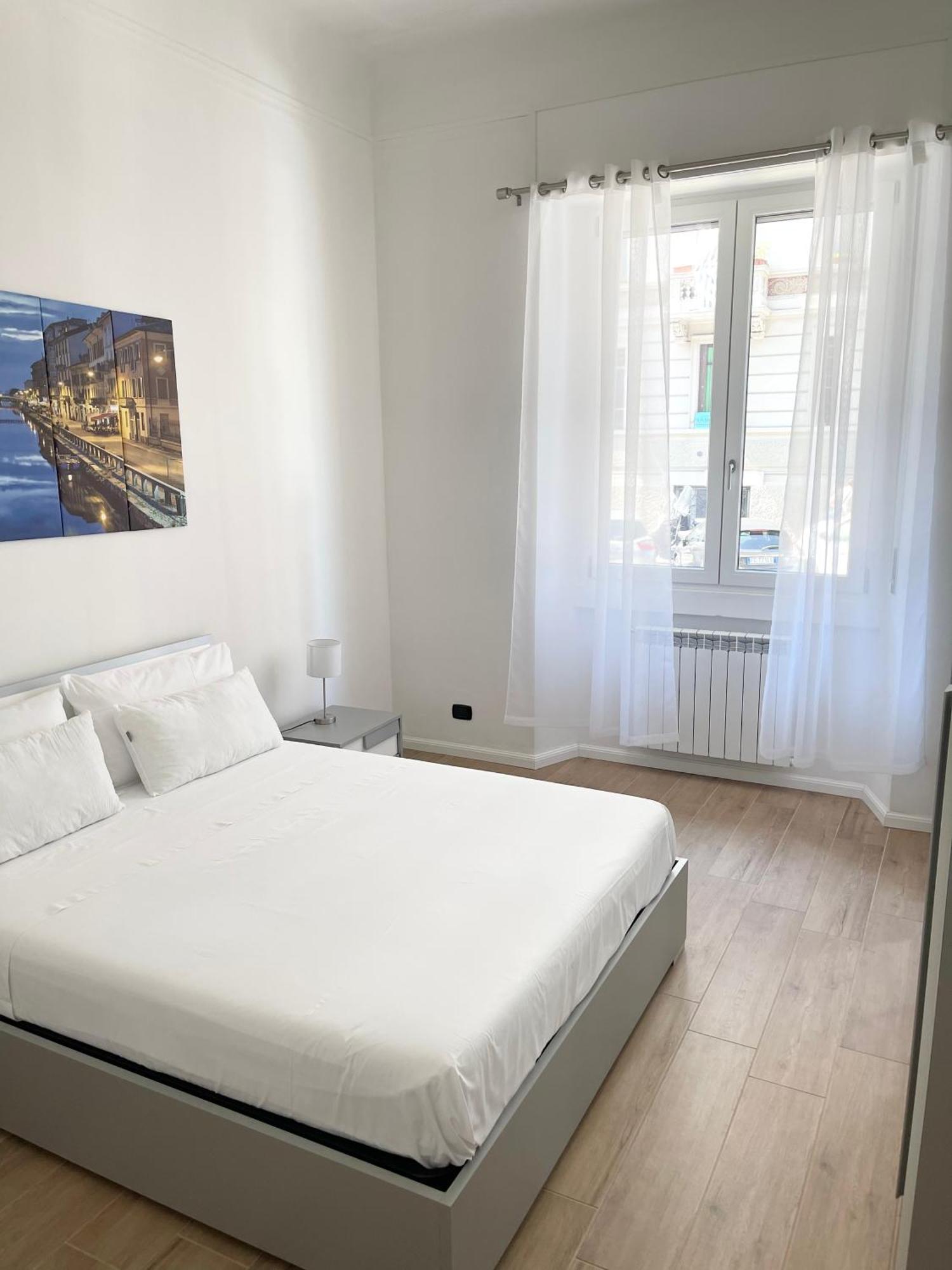 Ampio Bilocale Zona Navigli Apartment Милано Екстериор снимка